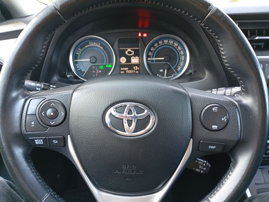 Toyota Auris Híbrido Exclusivo HSD 136cv