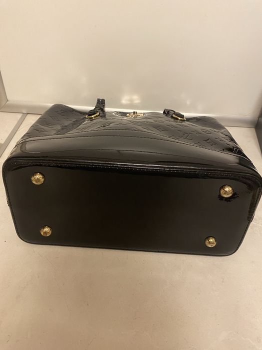Черная лаковая Сумка chanel