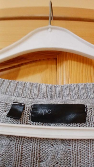 sweterek damski w pastelach 54-56