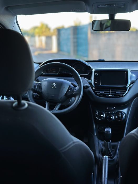 Peugeot 208 1.4 Hdi