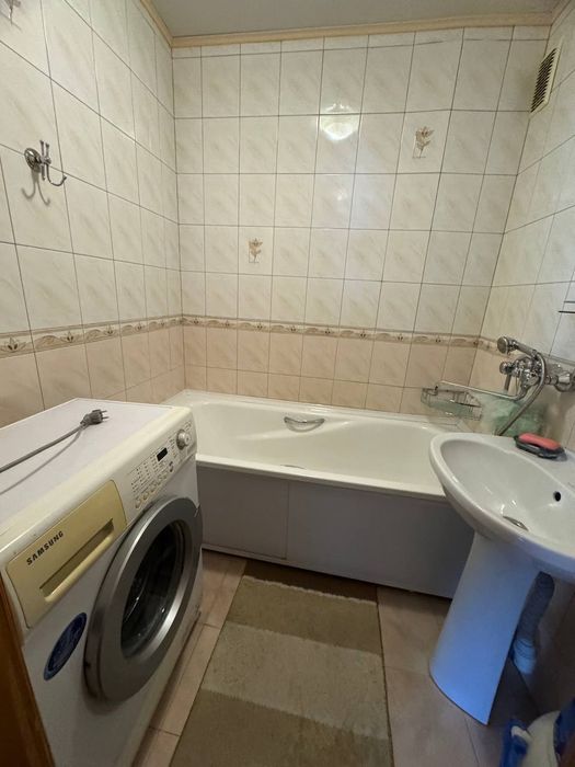 Центр  Дворцовая   2-к.кв.