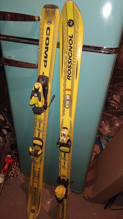 Narty zjazdowe Rossignol