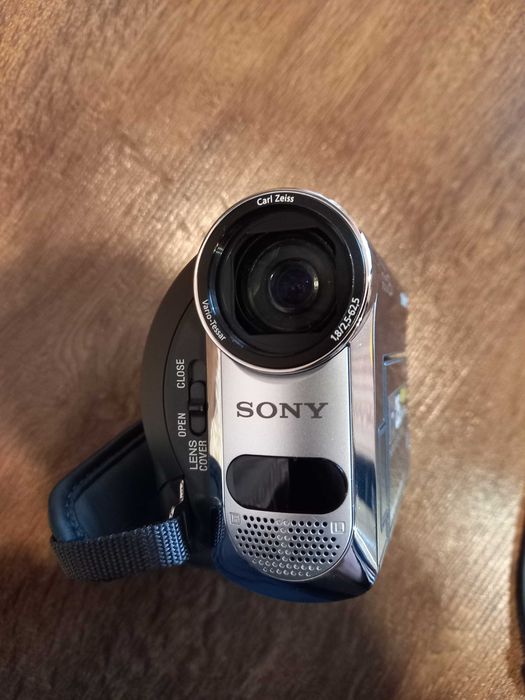 Відеокамера   SONY  DCR-HC 48 E