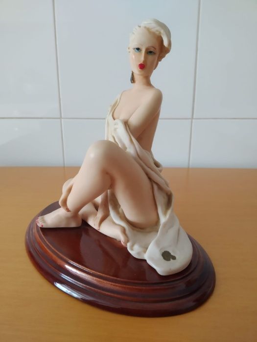 Estatueta em Marfinite (NOVO)