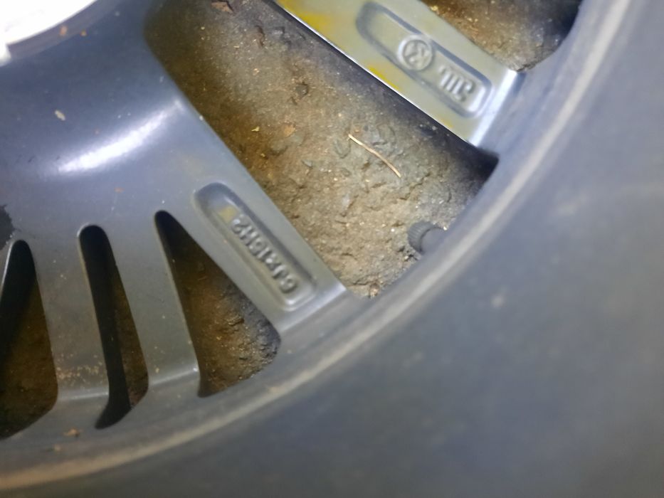 Резина с дисками 185/60/15