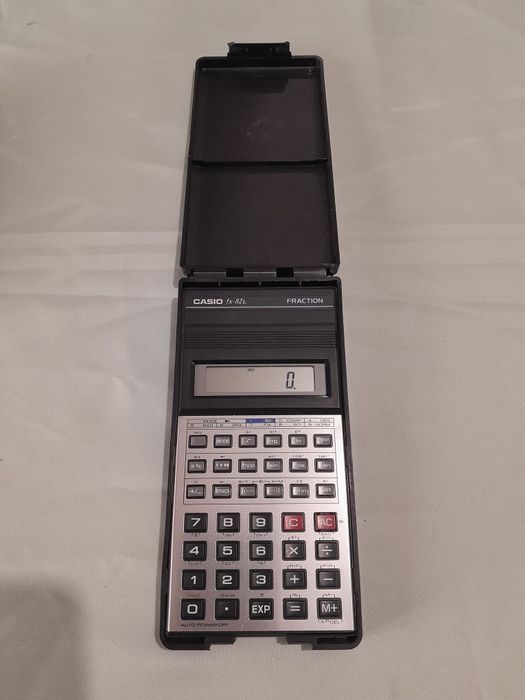 Auscultadores, calculadoras, armações oculos