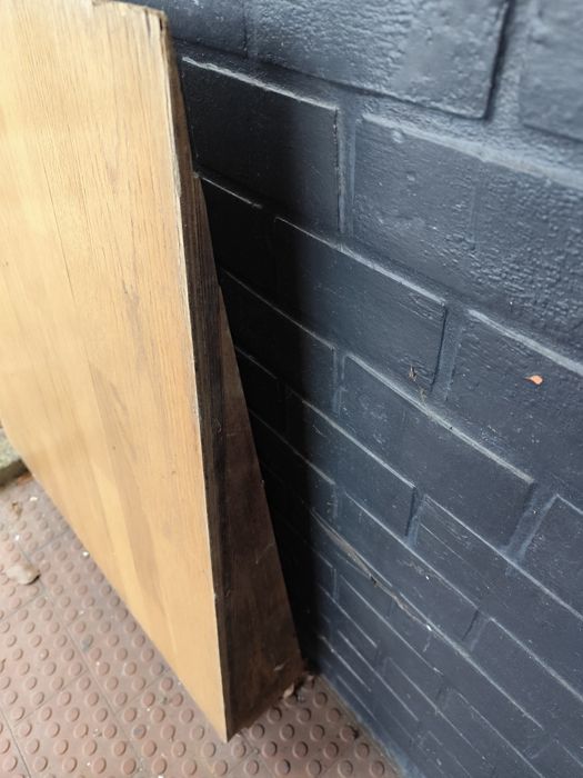 Rampa interior em madeira