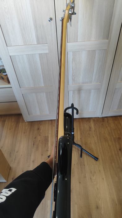 Baixo elétrico de 4 cordas IBANEZ GSR200-BK