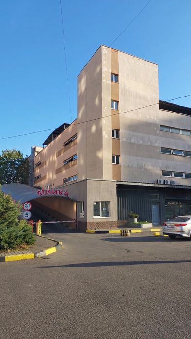 Продам паркоместо в закрытом паркинге