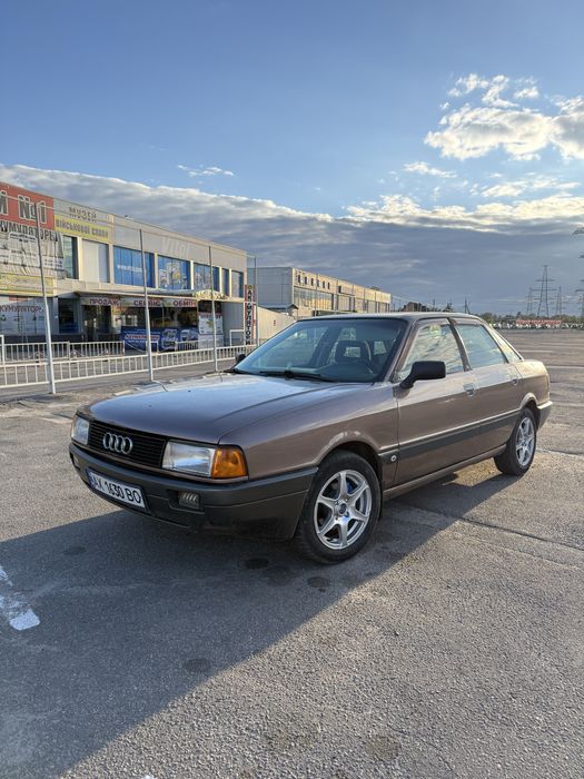 Продам Audi 80b3 в хорошем состоянии
