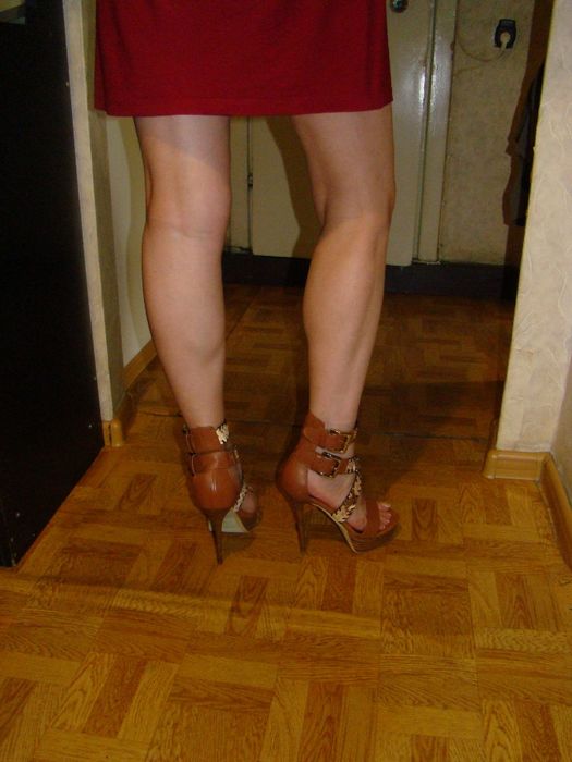 Оригинальные босоножки бренда Glossi (Глосси)