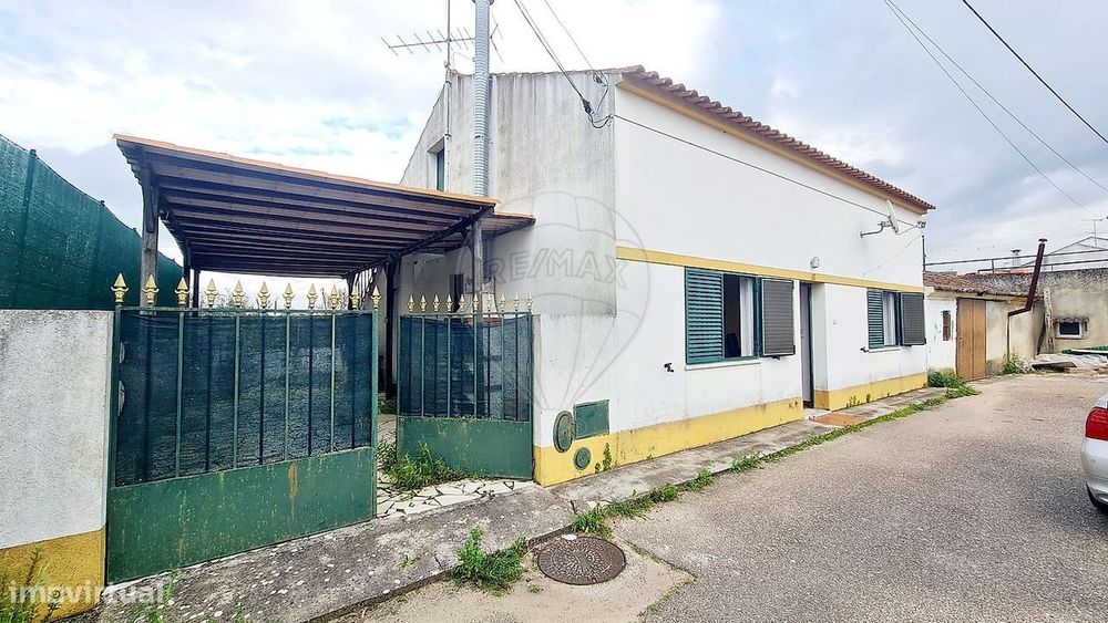 Moradia T2 para venda