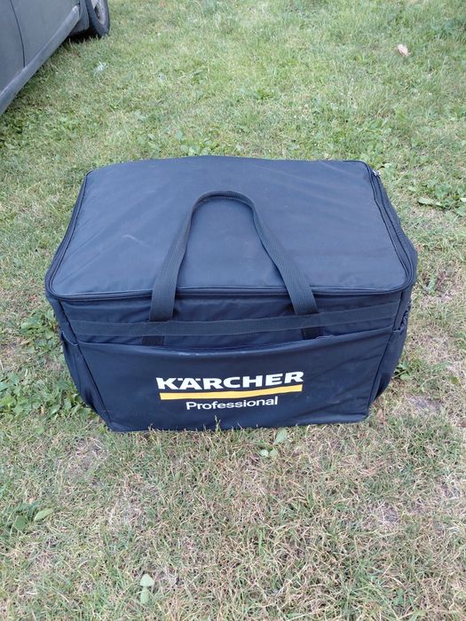 Karcher Puzzi 10 миючий пилосос