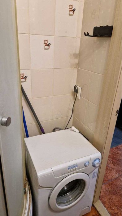 Сдам гостинку возле метро Метростроителей/Спортивная 4000