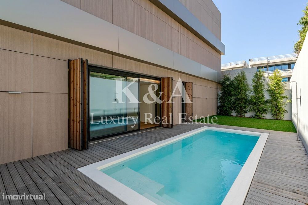 Apartamento duplex com piscina na Foz