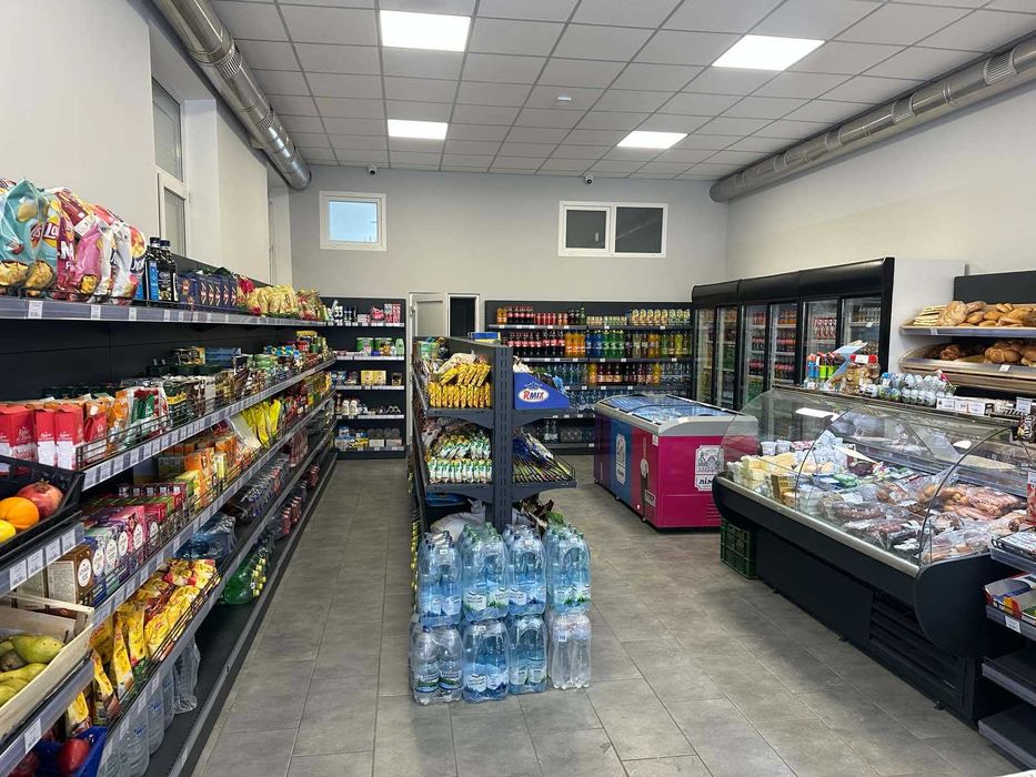 Стелажі в магазин, каси, холодильники. Гранти на торгове обладнання