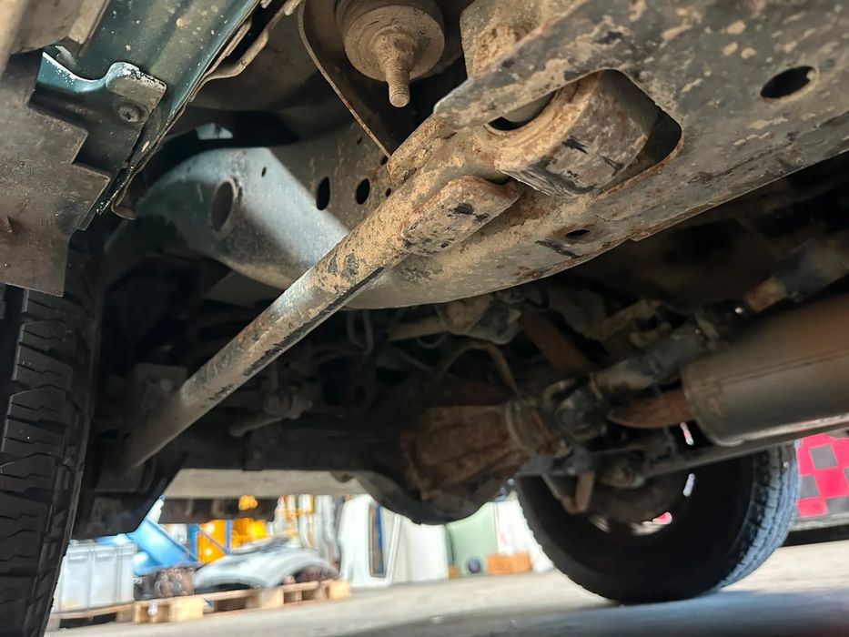 Carroçaria / chassis para peças NISSAN Patrol GR V Wagon (Y61)