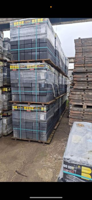 Bloczki ogrodzeniowe 20 zł sztuka 20x20x50 Sieradz Royale