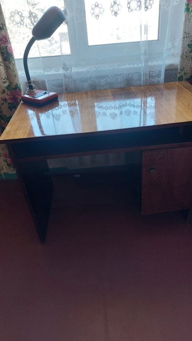 Письмовий стіл  з 80-х років