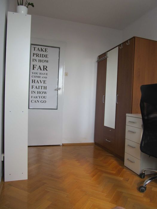 1390 zł z opłatami, pokój 1-os. przy Metrze Rondo ONZ, Krochmalna