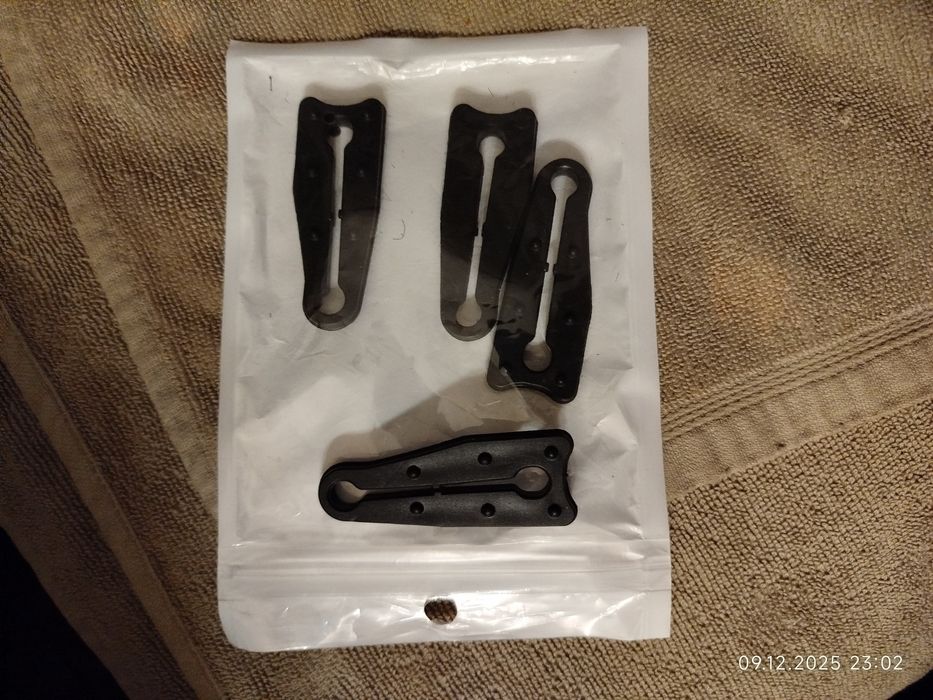 Демпферы дверей автомобиля