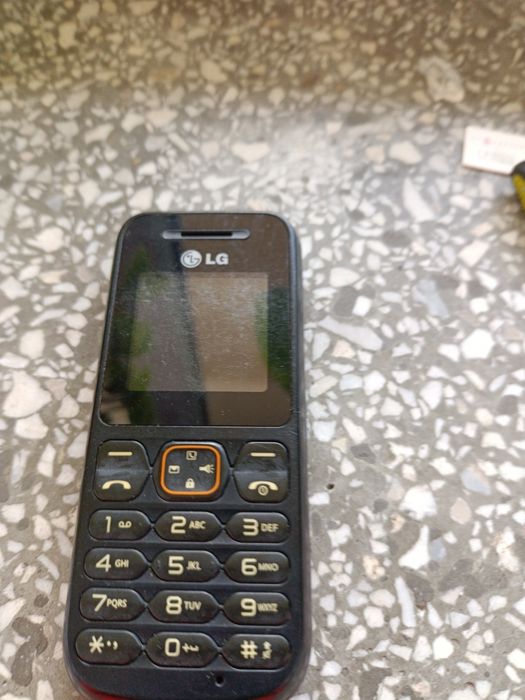 Telefon LG-A100 Sprawny