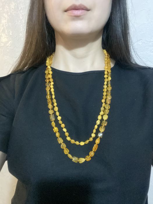 Продам бурштинові намисто буси і браслет