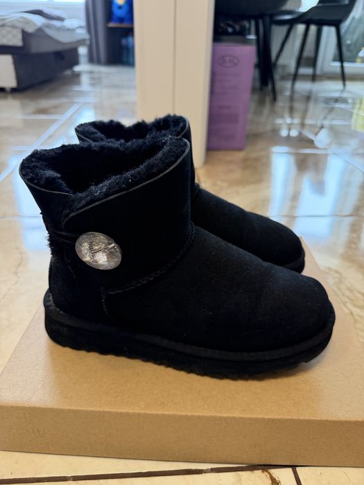 UGG w mini bailey button bling eu-36