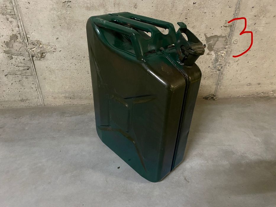 Kanister 10l, 20l metalowe, bańka, beczka stan bdb