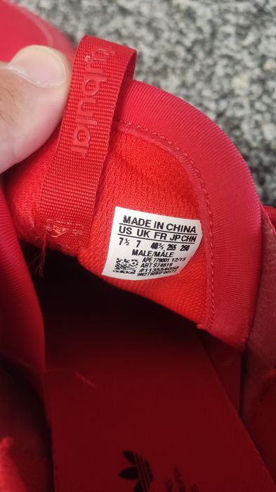 Adidas tubular t.40