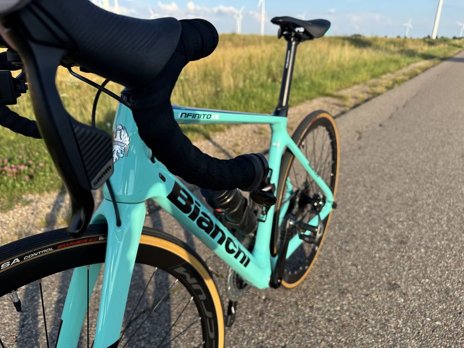 Bianchi infinito xe / roz 53 / sram axs / elektryka / ultegra / szosa szosowy