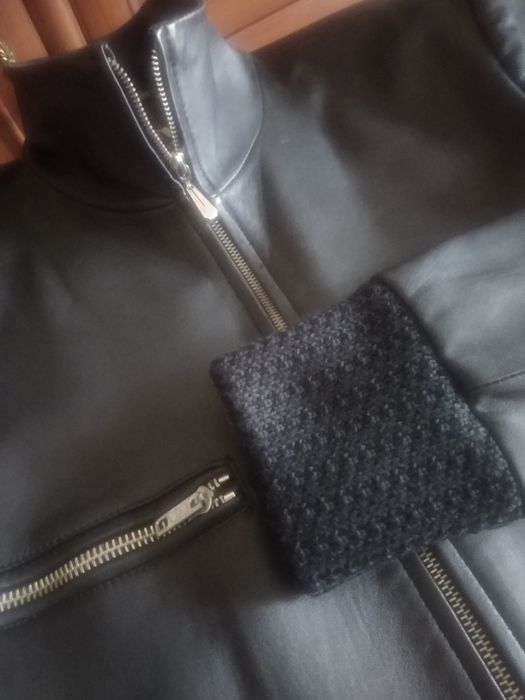 Куртка чоловіча шкіряна.