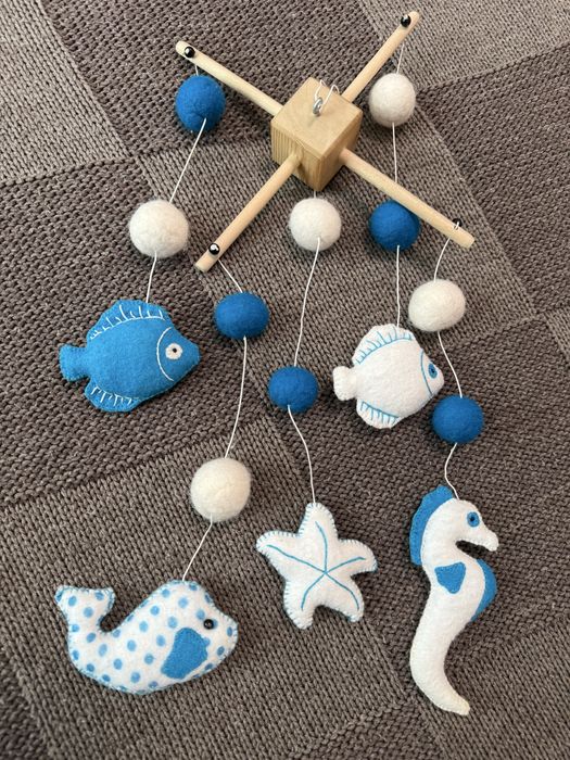 Продам мобіль+кронштейн-основу+музичний блок