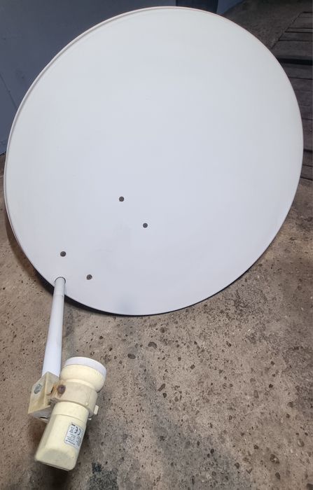 Czasza antenowa 80cm + konwerter + uchwyt ścienny