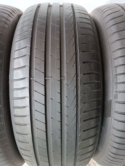 Літні шини 215/55 R17 Pirelli cinturato p7 c2