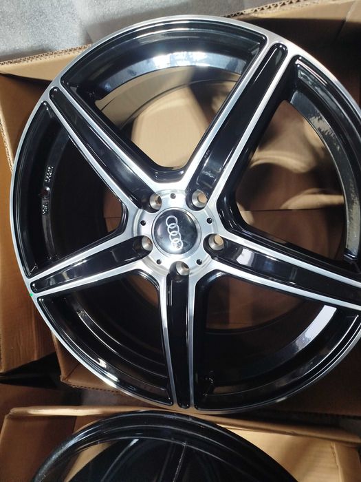 A373#Alufelgi Nowe 19" 5x112 Et45 Audi: A4 , A5, A6 , A7, Q2, Q3, Q5