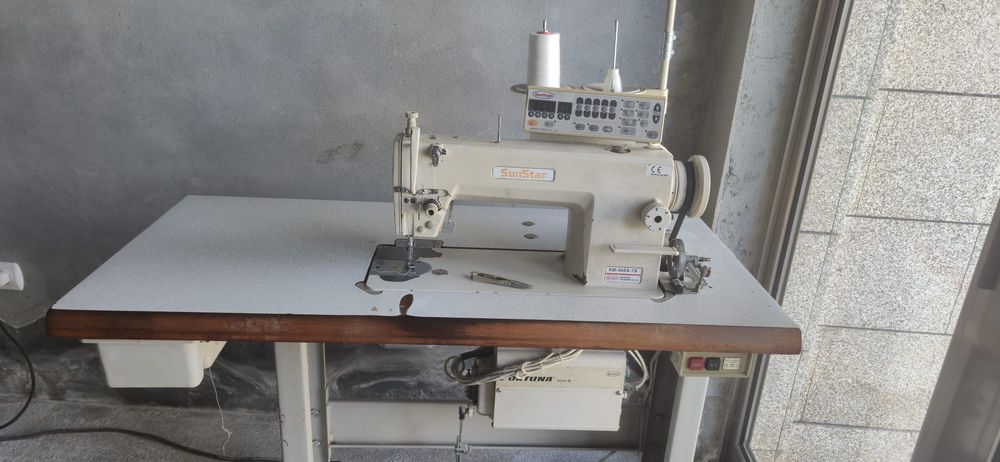 Máquina de costura SumStar KM-350A-7S