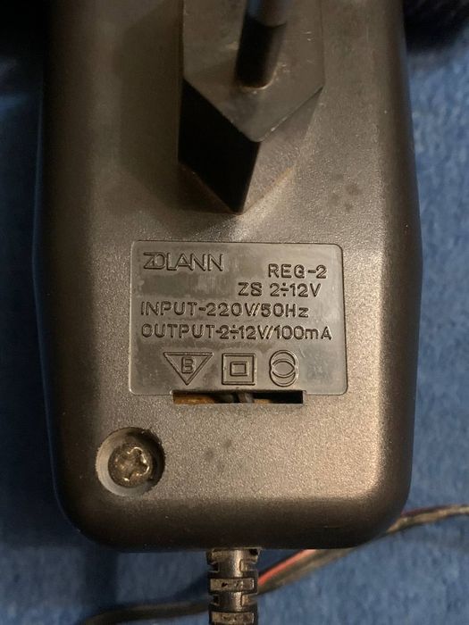 Блок питания 2 шт. OEM AA-091abm9V/1Amp и Zolann reg-2 2-12V/100mA.