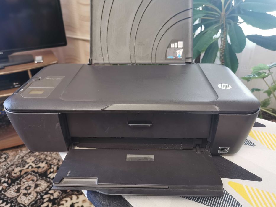 Струйный принтер HP Deskjet 2000 J210a