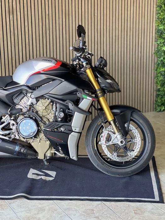 Ducati Streetfighter V4S