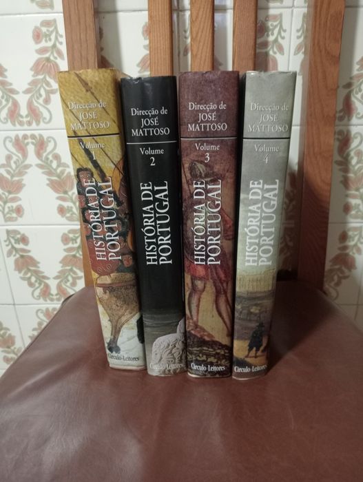 4 livros da História de Portugal
