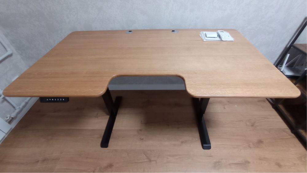Стіл з регулюванням висоти technotable компьютерний дуб