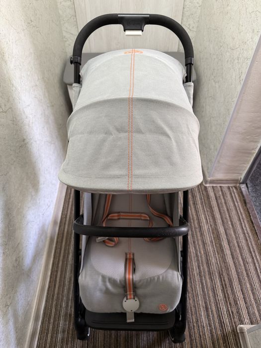 Продам коляску cybex beezy.