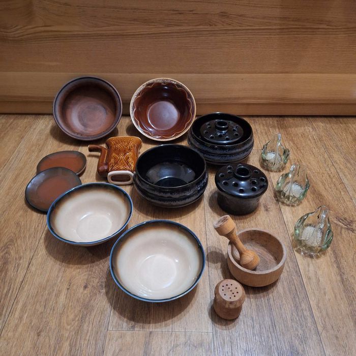 Посуд з кераміки,глини,скла