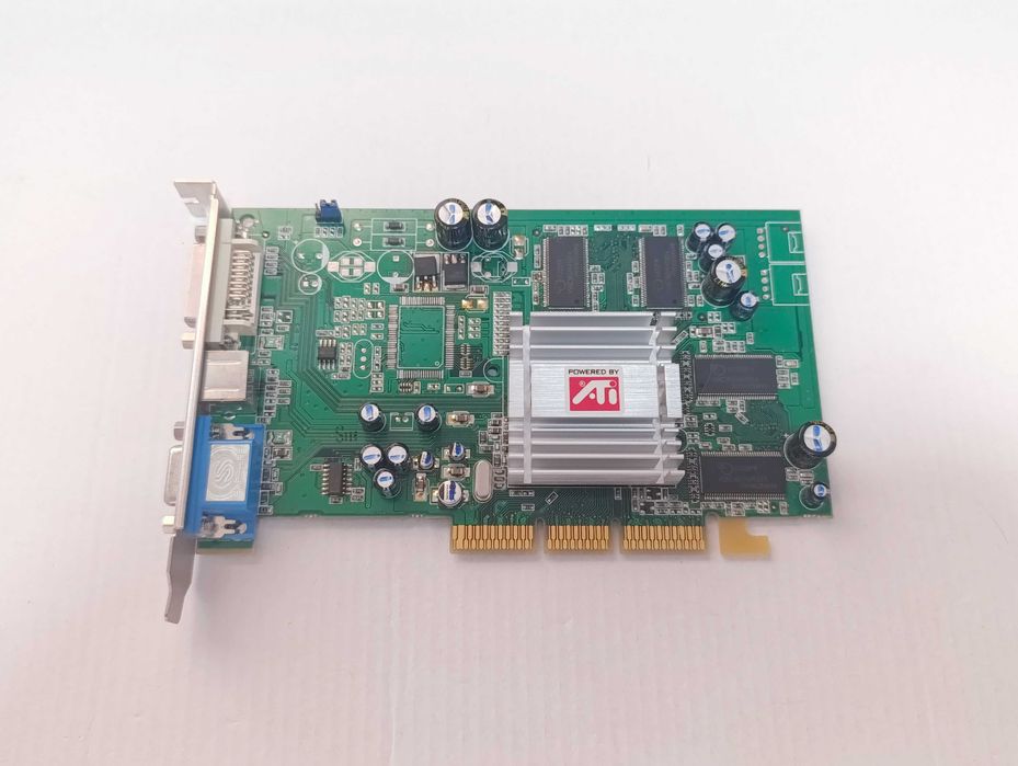 Відеокарта ATI Radeon 9200 DDR 64MB AGP 8x DVI VGA в ідеальному стані