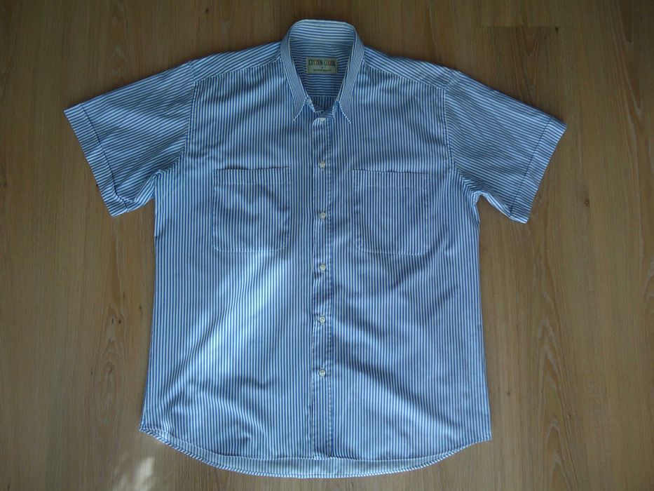 Фирменная красивая мужская рубашка с кортким рукавом, сост. новой.