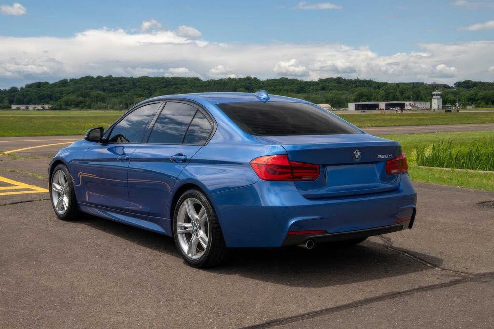 BMW 328d      2016