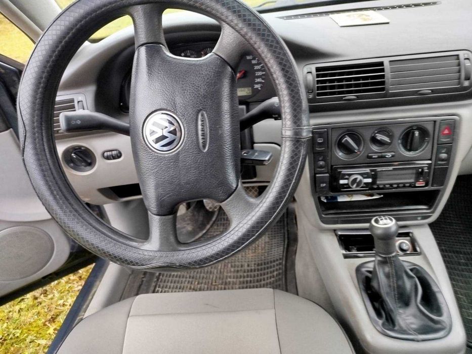 Volkswagen Passat B5