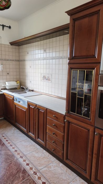 Meble kuchenne drewna wiśniowego
