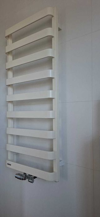 Sprzedam grzejnik- suszarkę łazienkową 110x50cm